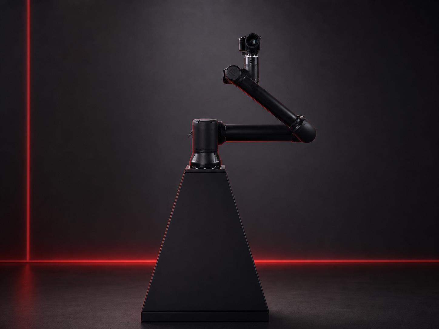 Red Carpet Robot Jr. UR10e in a compact side-profile camera pose